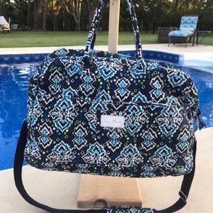 Vera Bradley Grand Traveler in Ink Blue